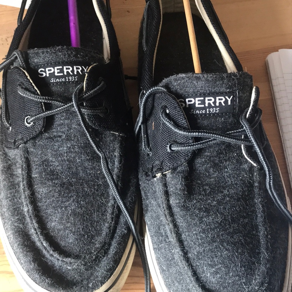 Sperry 2 eye Bahama sneaker black. Size 13